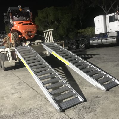 2.9m 3Tonne Heavy Duty Rubber Tyre,Rubber Track  Machinery Loading Ramps-JETB303129