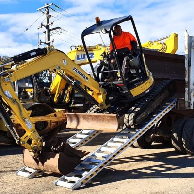 4.2m 3Tonne  Heavy Duty Rubber Track Machinery Loading Ramps-JETA303142