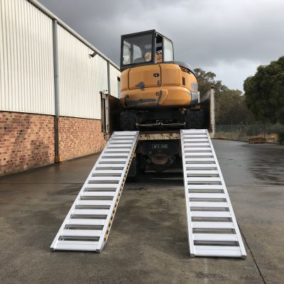 3.5m  14Tonne   Heavy Duty Rubber Track, Rubber Tyre Machinery Loading Ramps-JETC144135