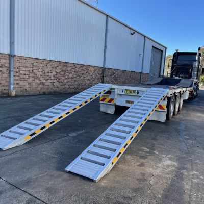 5.5m 6Tonne Heavy Duty Steel Track,Rubber Pads on steel,Rubber Track & Rubber Tyre Machinery Loading Ramps-JETD604155