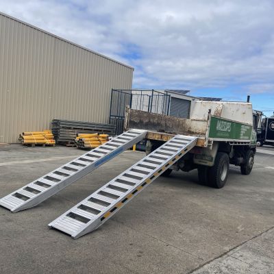 4.2m 11Tonne Heavy Duty Steel Track,Rubber Pads on steel,Rubber Track & Rubber Tyre Machinery Loading Ramps-JETD114142
