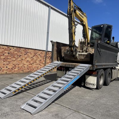 3.5m 6 Tonne Heavy Duty Steel Track,Rubber Pads on steel,Rubber Track & Rubber Tyre Machinery Loading Ramps-JETD604135