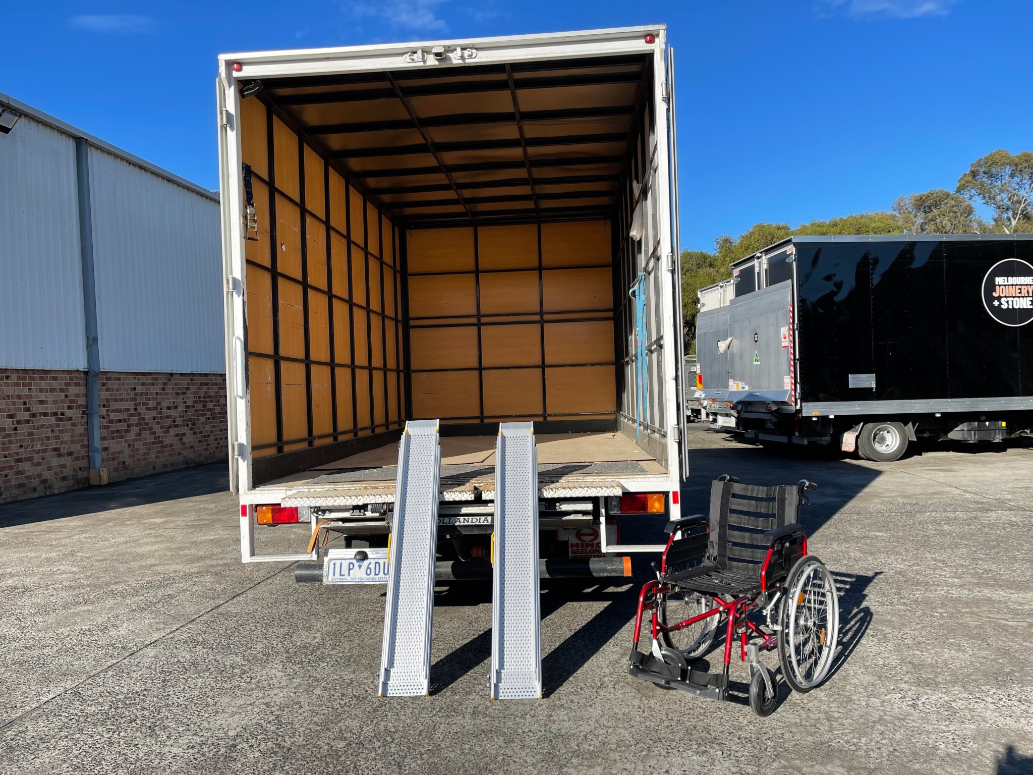 3m Ramp 3M 270kg Three Section Telescopic Wheelchair Ramp-JETM107T-10 - Jetland