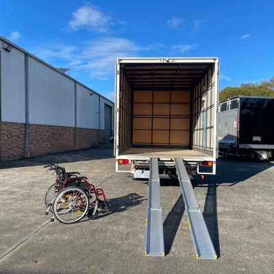 3.3M 270kg Three Section Telescopic Wheelchair Ramp-JETM107T-11