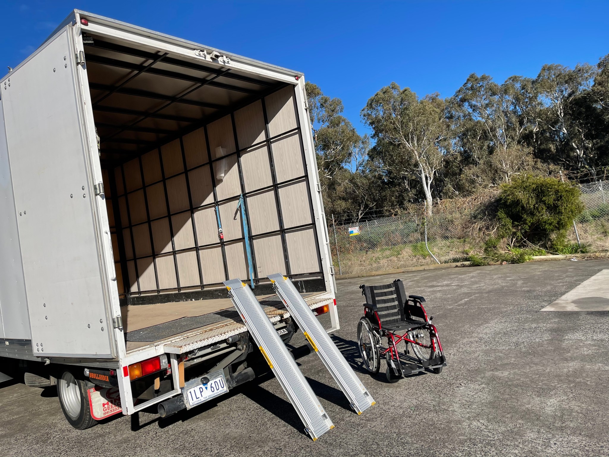 3m Ramp 3M 270kg Three Section Telescopic Wheelchair Ramp-JETM107T-10 - Jetland