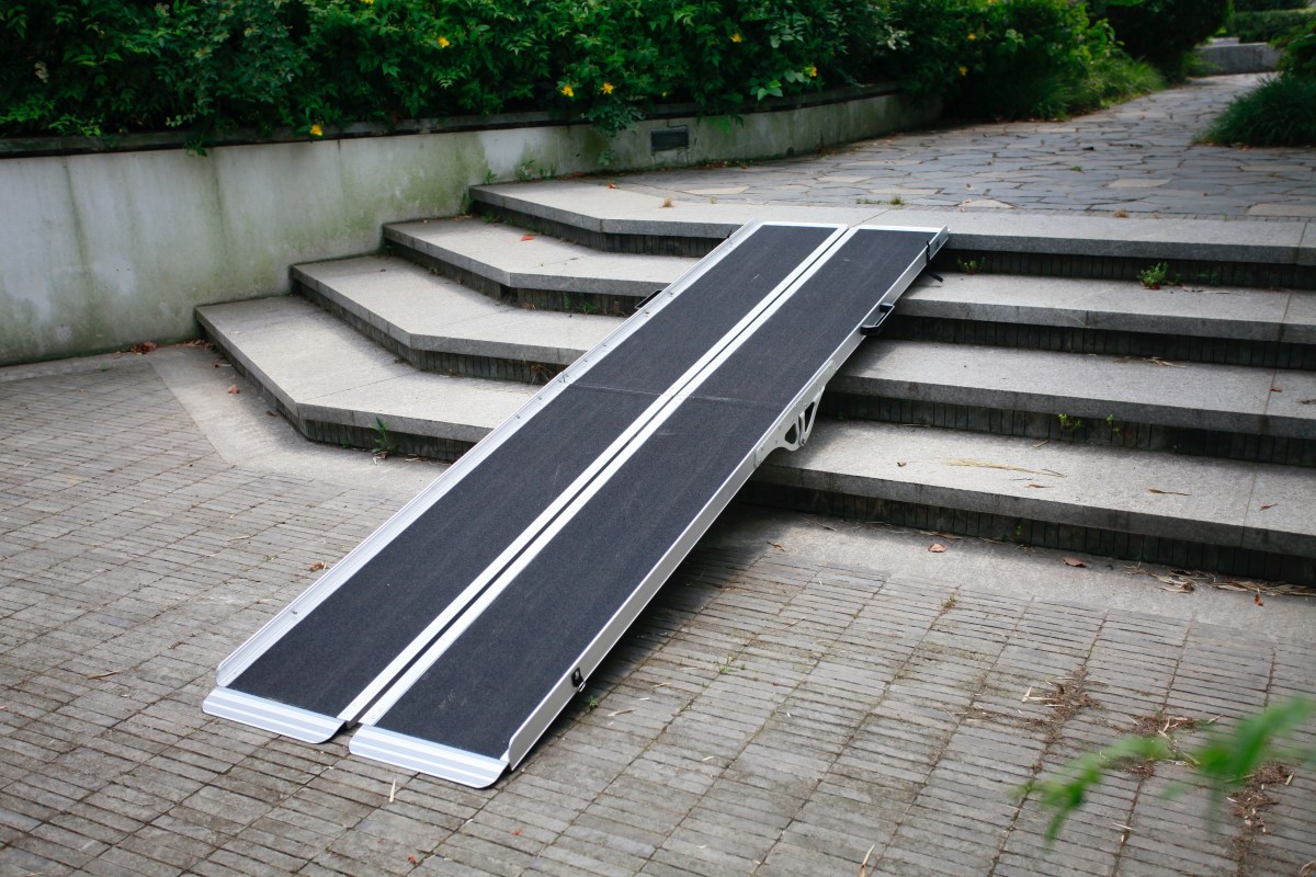 3M 270kg Solid and Durable Aluminium Wheelchair Ramp-JETM1007T-10 - Jetland