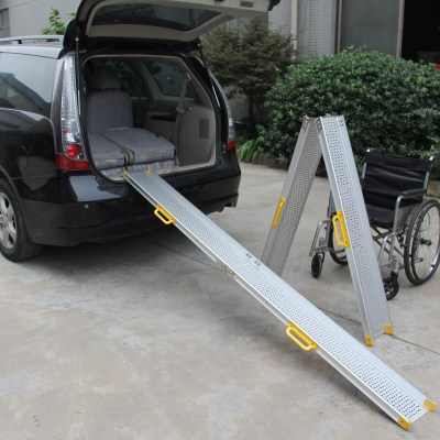 2.4M 270kg Half Fold Channel Wheelchair Ramp-JETM307-8