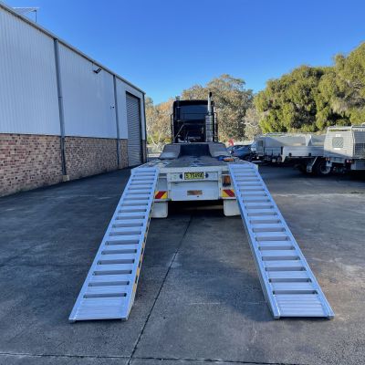 5.5m 8Tonne Heavy Duty Steel Track,Rubber Pads on steel,Rubber Track & Rubber Tyre Machinery Loading Ramps-JETD804155