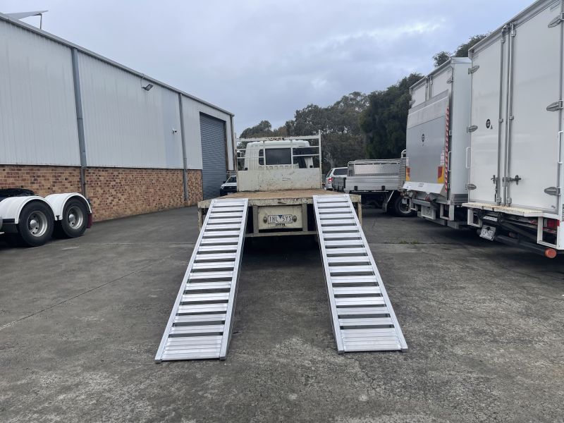 Aluminium Machinery Loading Ramps | Construction Ramps