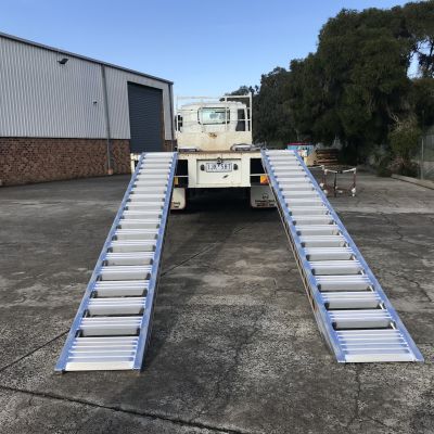 5.5m 9Tonne Heavy Duty Steel Track,Rubber Pads on steel,Rubber Track & Rubber Tyre Machinery Loading Ramps-JETD904155