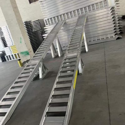 9m 8Tonne Center Supported Loading Ramps-JETI805090